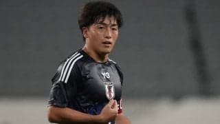 E-1選手権でよみがえる｢アジアで勝てない｣日本代表と｢最高に美味しい｣水餃子(2)線が細かった｢18歳の中村俊輔｣、忘れられない選手権後の｢幸福の味｣