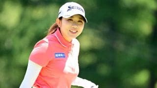 内田ことこ、4日間大会で6打差つけ完全V「地元で初優勝を挙げられて嬉しい」