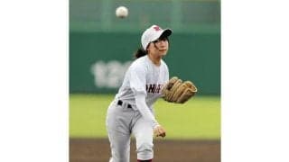 中学では投手、3年ぶりの投球は始球式　米子西マネ・石田麻央さん