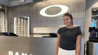 プロサーファー松田詩野が世界的なアイウエアとして有名な「OAKLEY」とスポンサー契約締結！