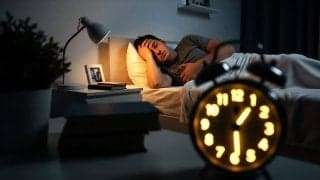 不眠の原因は脳疲労だった！【心療内科医が解説】 現代人に必要な快眠のための新習慣とは？