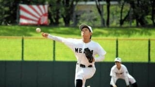 死球から失点、そして九回2死の打席　明和・海老投手が振ったバット