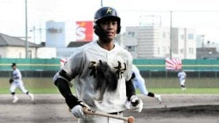 俊足と広角打法にプロ注目　神村学園伊賀・西川主将、敬遠で幕