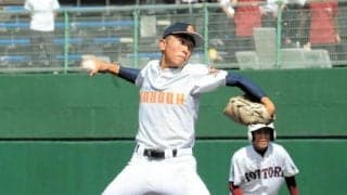 笑顔を絶やさず、深々と感謝　境港総合・平井投手が伝えたかったこと