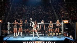 女子プロレス最高峰イベントで“美人すぎるレフェリー”が話題に…「これは私よ」SNSでは“本人降臨”で大盛り上がり