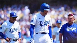 ド軍激震、フリーマンが死球で左手首打撲→途中交代　142キロシンカーが直撃