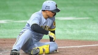 阪神・森下、死球寸前の1球にヒヤリ　153kmインハイに倒れこむ…阪神ファンから大ブーイング