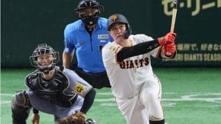 「なぜ、あんな崩されてスタンド入るんだ！」巨人加入の26歳ロマン砲の豪快アーチにXざわつく　「やっぱり夢あるな」