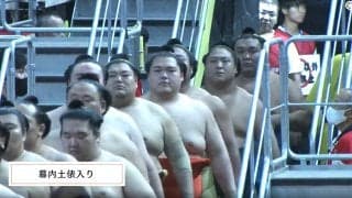 「本人に似すぎw」「衝撃のインパクト」人気力士の化粧まわしにファン“笑撃”