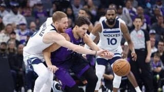 33歳のベテランフォワード、ダグ・マクダーモットがキングスと再契約