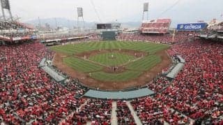 【広島好き】今年はアメフト風。カープ、限定ユニフォームの歴史と勝率を振り返る