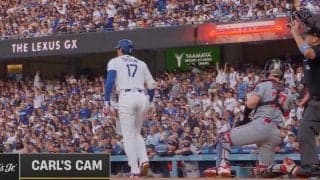 球場騒然！大谷翔平、今季No.1級“豪快すぎるバット投げ”「カッコよすぎ」「鳥肌モノ」 倍返し弾→ドヤ顔“確信リアクション”が話題に