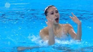 「どれだけ恋してるんですかね…」と解説うっとり 世界水泳AS、中国に初のソロ金メダルをもたらした19歳の妖艶“恋煩い”演技