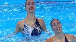 双子に勝った三つ子の2人 世界水泳AS、女子デュエットを制したオーストラリアペアの息ぴったり演技