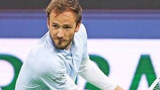  メドベージェフ 逆転勝ちで初戦突破 