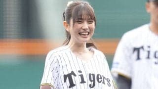 球宴を訪れた美女「見に行ってたんだ」　フォロワー43万のモデル…虎愛に驚き「気合いすご」