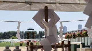 札幌競馬場で「馬場浄め式」「馬頭観音祭」が行われる 武豊騎手ほか関係者20人が出席