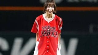 元アイドルの始球式に気づいた“違和感”　10年ぶり降臨、ショーパン姿に「時代を感じる」