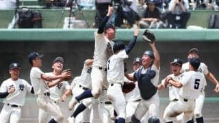 西日本短大付が2年連続の夏の甲子園へ　九州国際大付を決勝で破る