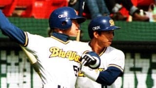 イチローの圧倒的才能を間近で見た田口壮は「自分が首位打者を目指す意味はあるのか」とプレースタイルを変えた