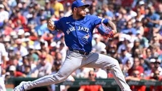 中日でタイトル→突如の亡命→47億円契約　“お騒がせ”助っ人、2年目で覚醒