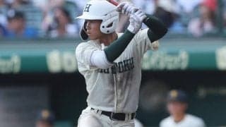 報徳学園、あと1点が届かず...”逆転の報徳”を発揮するも悔しい準優勝【2025年夏高校野球】