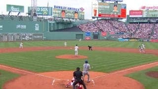 何が起きた？ 大谷翔平、爆速打球で“想定外のハプニング”「怖すぎ」「危険すぎる」弾丸ライナーが審判の頭上を“一瞬で通過”