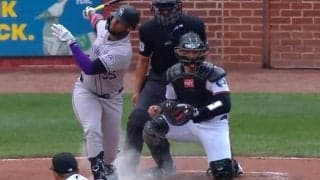 なんだこれは… 菅野智之の魔球が燃えた？「煙が出たw」スイーパーが落ちた瞬間に“思わぬハプニング”「珍プレー行き」