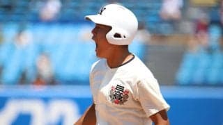 日大三が2年ぶり優勝！今大会無失点続いた東海大菅生から8得点！主将が3安打5打点で甲子園導く【西東京】