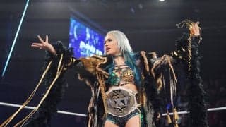 日本人美女レスラー、すっぴんトレーニング姿を公開…ファンは“元同僚”との共演をほっこり懐かしむ