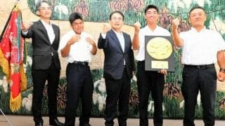 初出場の豊橋中央が表敬訪問「甲子園でもポジティブに」顔まねも披露