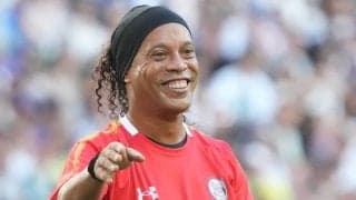 ロナウジーニョ＆エンドリッキの“ブラジル新旧スター”の日本での握手シーンに大反響｢2人が日本に居るレア度よw｣｢初対面？しかも日本で？｣の声