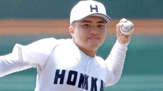 伝統校が甲子園でユニ変更「英断かも」　濃紺→白の“激変”にファン注目「大賛成」