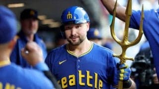 これで大谷翔平に4本差 ローリーがメジャートップ独走の42号、両打ち捕手の史上最多記録も更新「ひたすら前に進むだけだ」