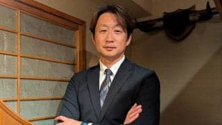 降格で即クビ、続々消える同僚「人生どうなる」　開幕で残り2人も…異国で掴んだ成功