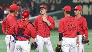 どデカ背番号…斬新デザインに「主張強すぎ」　球界では“見慣れぬ”仕様にネット騒然