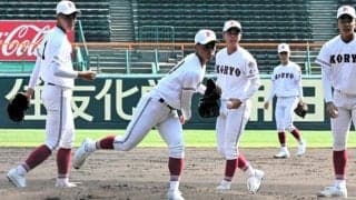 広陵の選手ら、甲子園球場で練習　「特別な場所」と思いあらたに