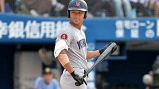 ここ一番で輝く横浜の主将・阿部葉太　帽子のつばの裏に書いた言葉
