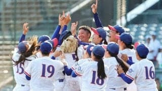 女子高校野球決勝　福知山成美が長打力で圧倒　 11年ぶり2度目V