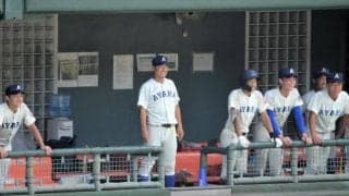 劣勢でも明るく前向きに戦える綾羽の選手たち、ヒミツはベンチに？