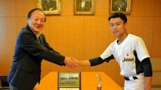 硬式野球の全米大会制す　静岡裾野シニアの大隅選手、函南町長に報告