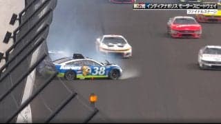 単独スピン→衝突→さらに回って“再衝突” 赤旗中断で残り2周…劇的クラッシュに「逃げ場ないね」「撃墜」ファン騒然