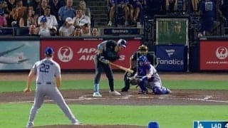 どうした…？ カーショウの超絶魔球に“イライラ”「エグいな」「これは打てない」相手打者の様子がおかしくなる「まさにベテラン」