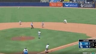 なんだこれは！？ 大谷翔平、崩されながら“想定外の打球”「力強いな」相手野手が飛んでも止められない「流れが来てる」