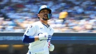 不振ベッツへ…LAに起きた“異様な光景”　指揮官も感銘、ド軍に必要なスターの復活