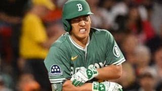 「ヨシダは打撃でも結果を残せていない」スタメン外が続く吉田正尚　レ軍ファンから”失望”の声「チーム構想に合っていない」