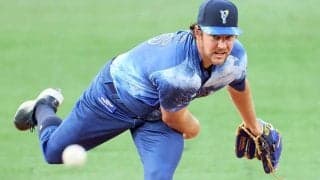 バウアーまた勝てず…8試合白星なし　6回8安打4失点降板、二俣に2ラン浴びガックリ