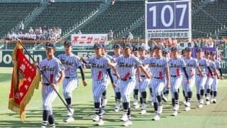 東海大熊本星翔、開会式で「気持ちよく行進」　北海戦へ気引き締め