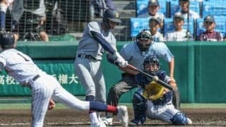 仙台育英、四回4得点　大会第1号本塁打も　鳥取城北は無得点