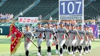 甲子園開幕　敦賀気比も堂々行進